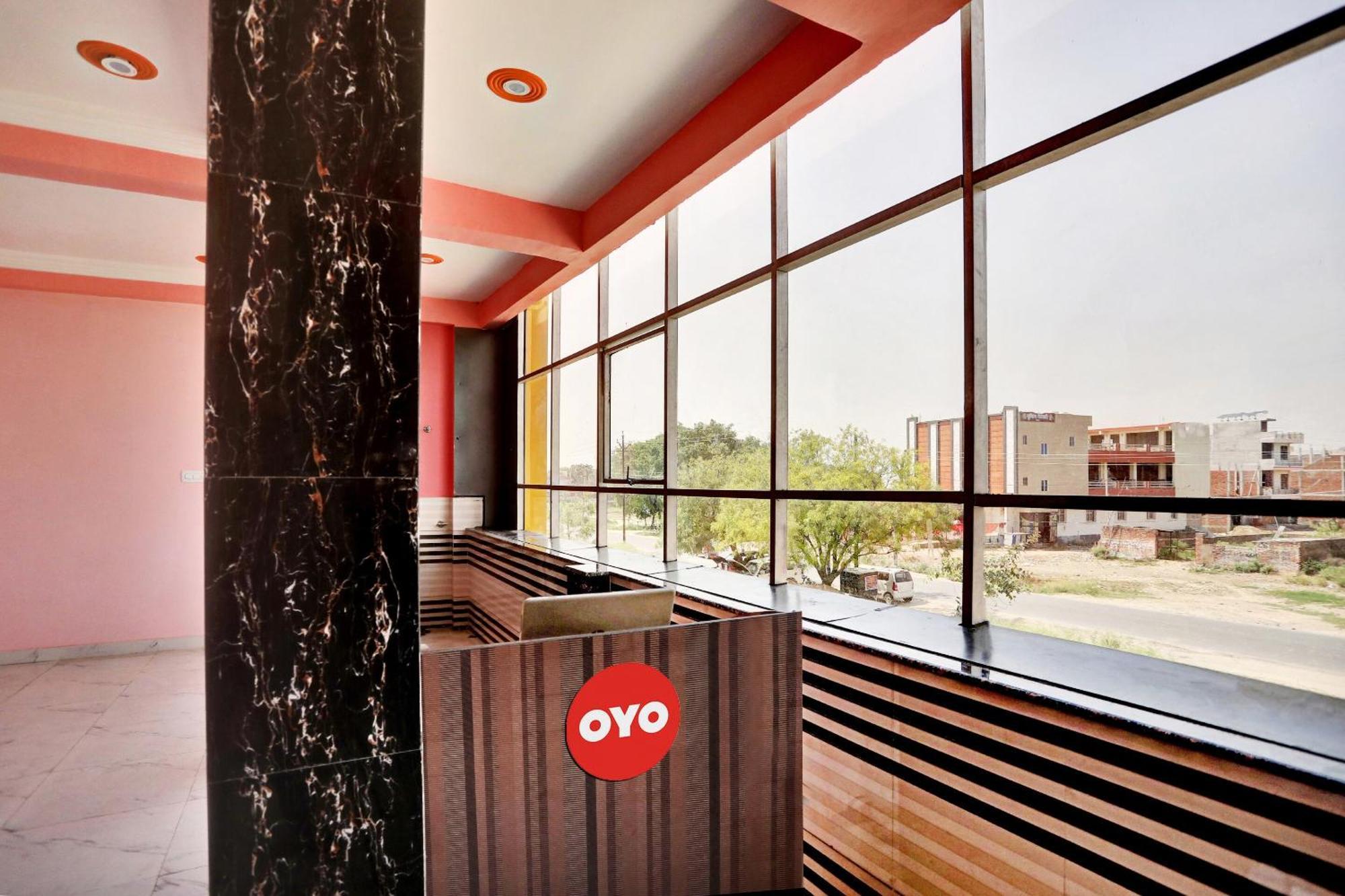 Hotel O Amantran Kanpur Bagian luar foto